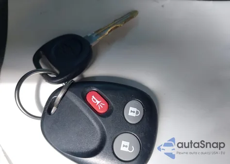 2004 Chevrolet Silverado 1500 Ls z USA, uszkodzony, nr VIN 2GCEC19N641350339